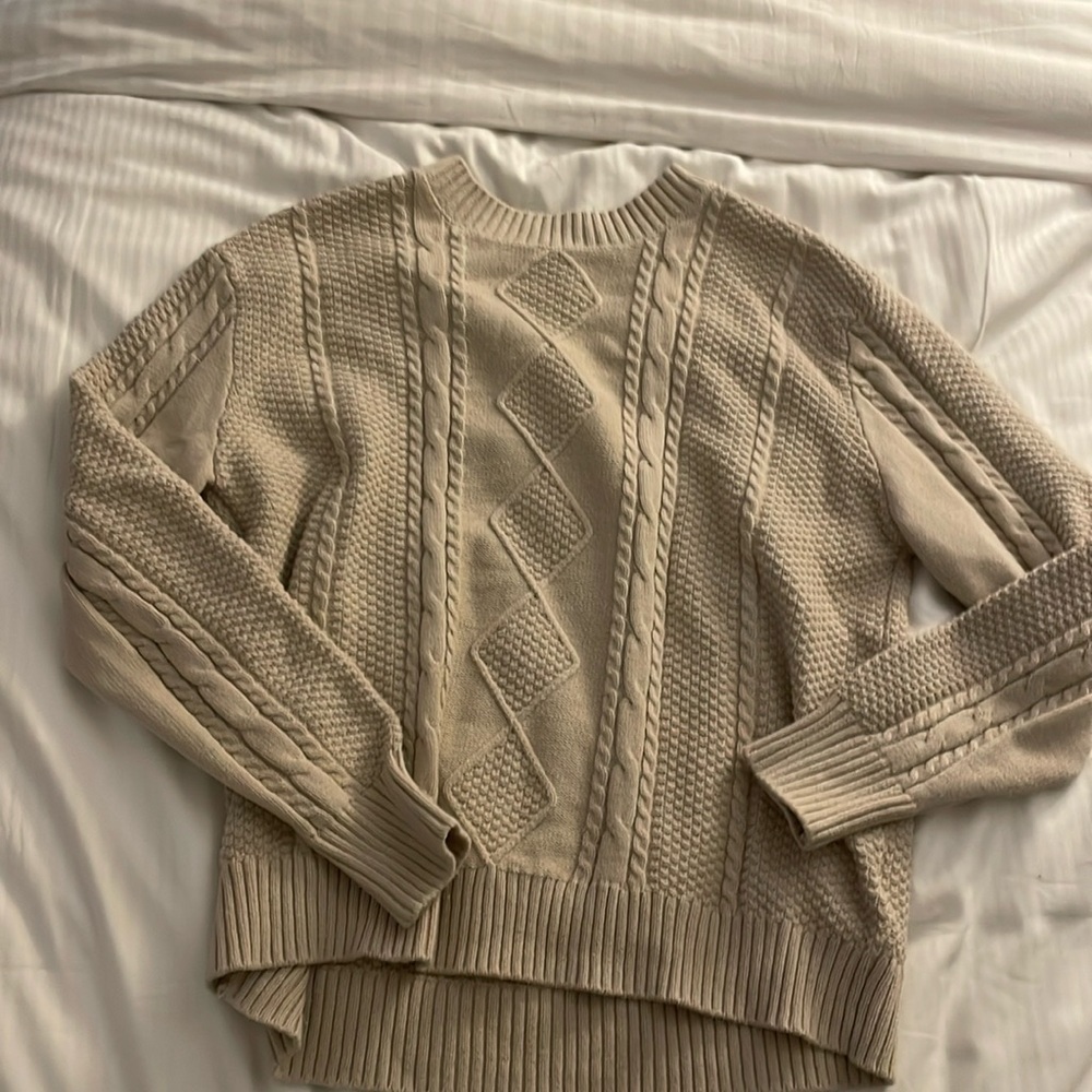 Hollister Irish Knut sweater